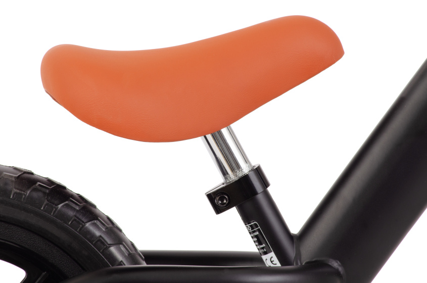 AMIGO Hopper Loopfiets 12 Inch Junior Matte black