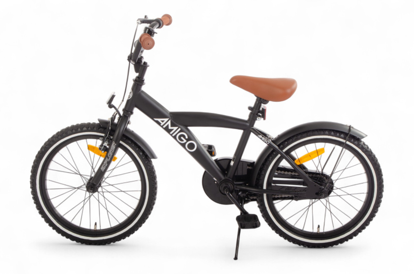 AMIGO Explorer 18 Inch Boys Coaster Brake Black/White