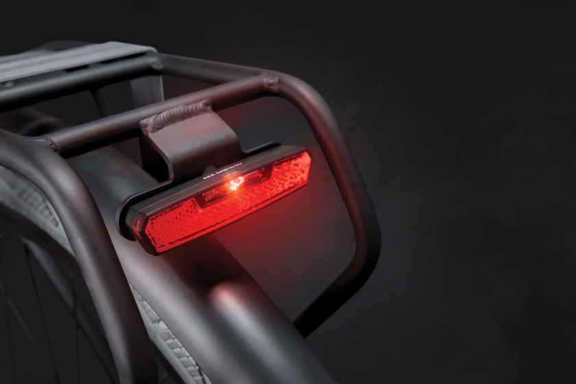 AXA Achterlicht Juno E-bike 6-12V 80mm