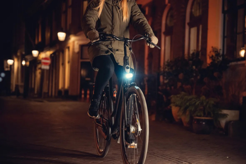 AXA NXT Koplamp 60 Lux E-bike LED 6-12V Zwart