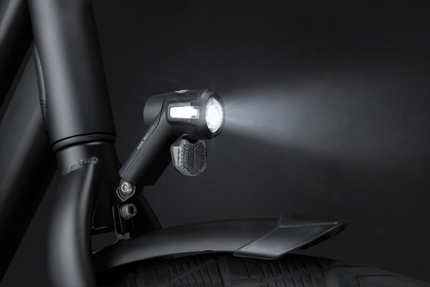 AXA Bicycle headlight Nox Sport auto/off led 12 lux Black