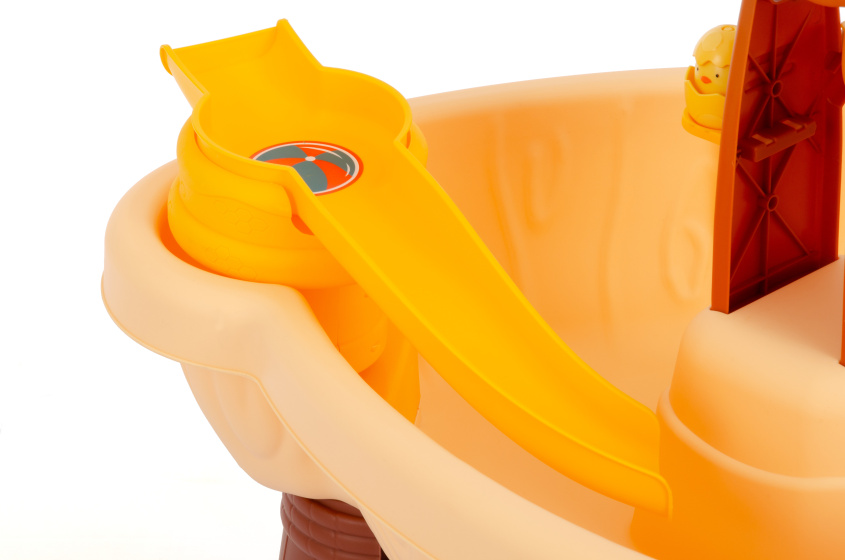 Beach Toys Sand and Water Table with Accessories 29-piece