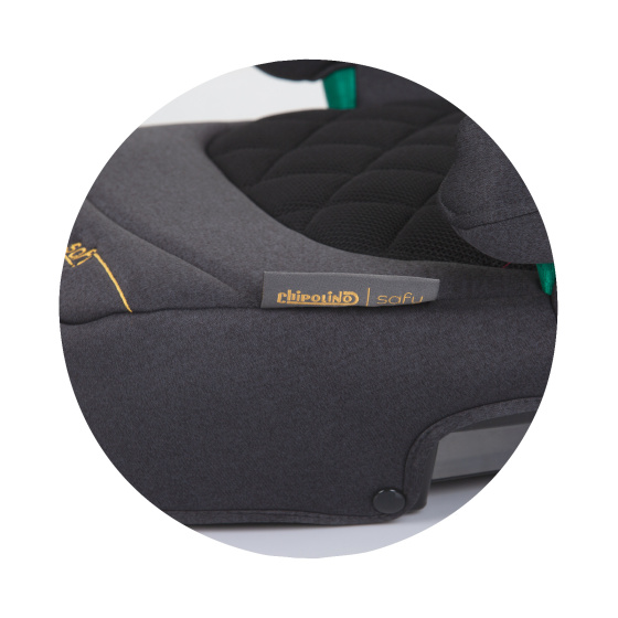 Chipolino Safy Zitverhoger i-Size 125-150 cm Isofix Obsidian Zwart