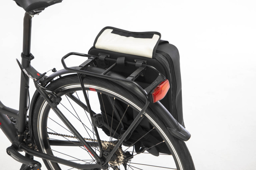 New Looxs Nevada Fietsrugzak 20 Liter Donkerblauw