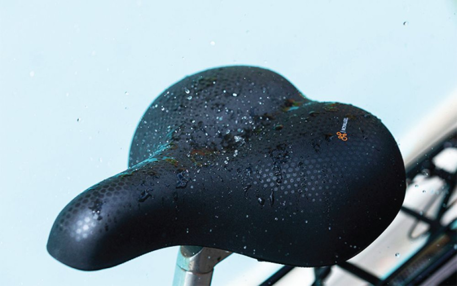 Selle Royal Avenue Relaxed Bicycle Saddle 267 x 218 mm 90° Black