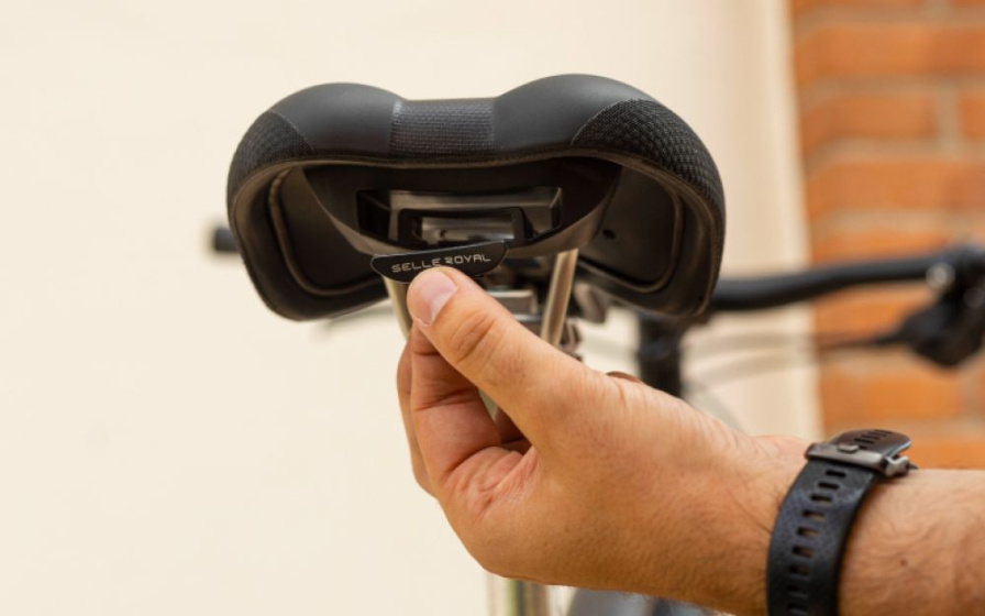Selle Royal Ellipse Athletic Fahrradsattel 266 x 163 mm 45° Schwarz