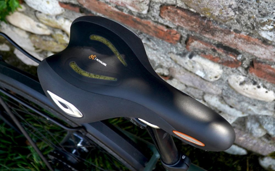 Selle Royal Lookin Athletic Fahrradsattel 279 x 160 mm 45° Schwarz