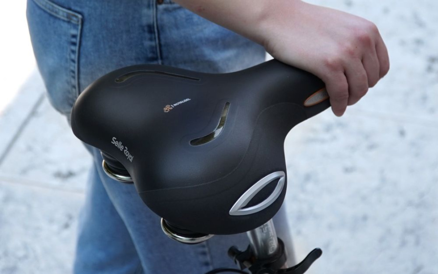 Selle Royal Lookin Relaxed Bicycle Saddle 248 x 223 mm 90° Black