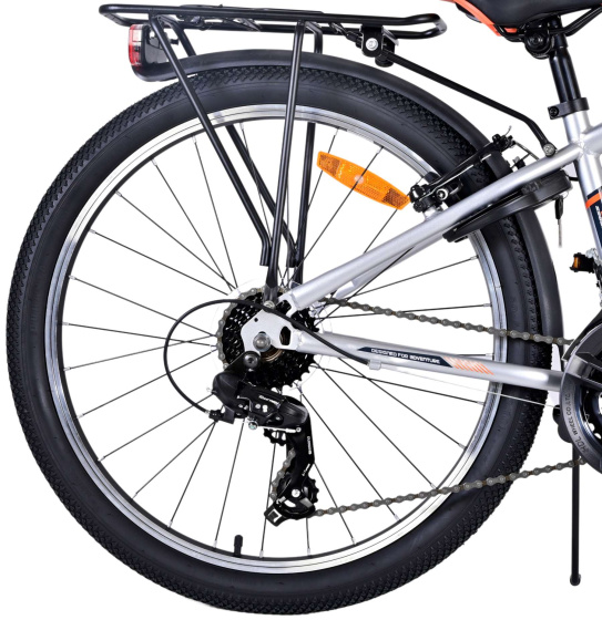 Cross 24 Pouces 31,75 cm Gar&Atilde;&sect;18SP V-Brake Argent/Noir