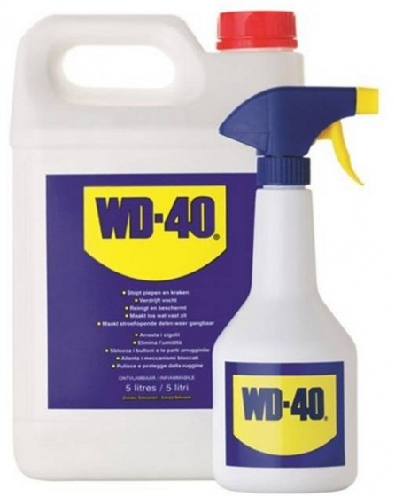 Injekčná liekovka / injekčná striekačka WD-40 s objemom 5 litrov