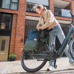 Urban Proof Fahrrad Shopper Recyceltes Pet 20 Liter Vibrant Blue